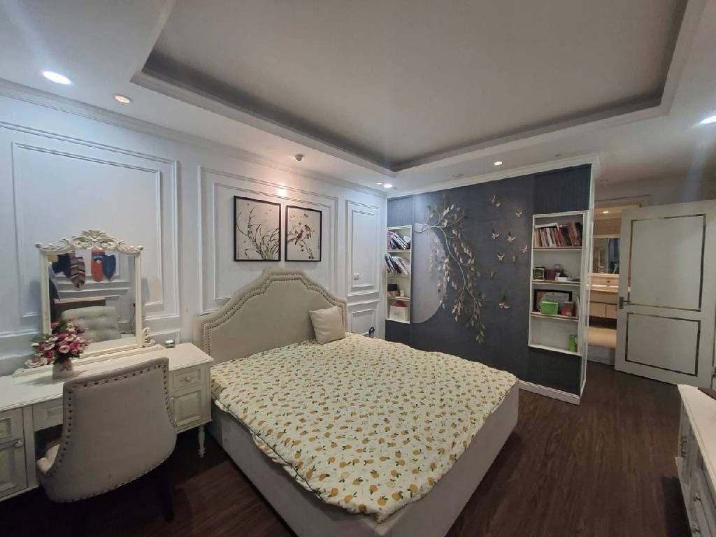 Bán nhà Tây Nam Linh Đàm - diện tích 134.5m2 1 tầng - Căn hộ 3 phòng ngủ - giá 13,5 tỷ