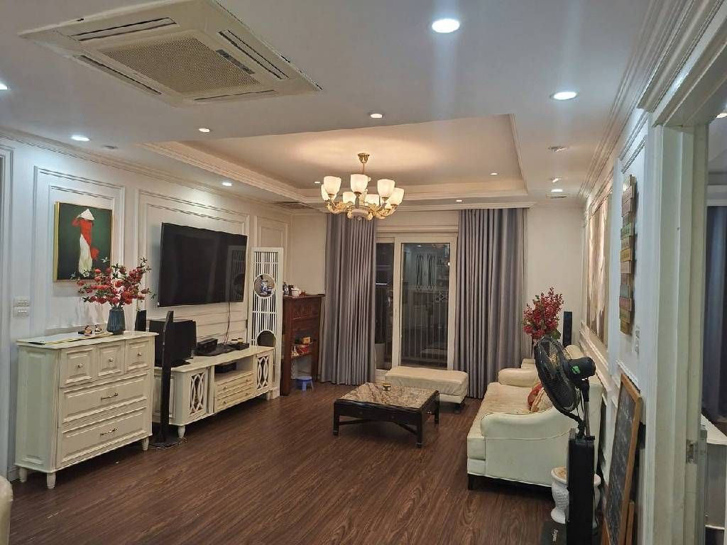 Bán nhà Tây Nam Linh Đàm - diện tích 134.5m2 1 tầng - Căn hộ 3 phòng ngủ - giá 13,5 tỷ