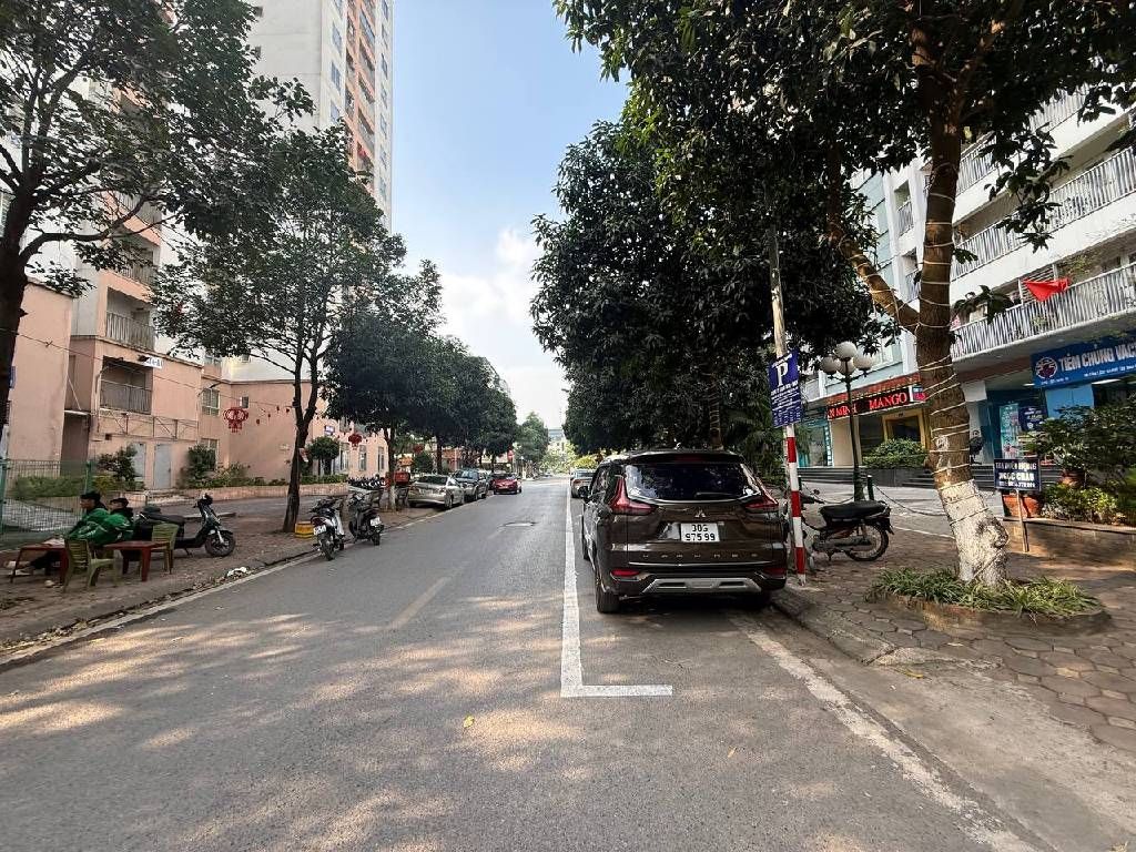 Bán nhà Tây Nam Linh Đàm - diện tích 134.5m2 1 tầng - Căn hộ 3 phòng ngủ - giá 13,5 tỷ