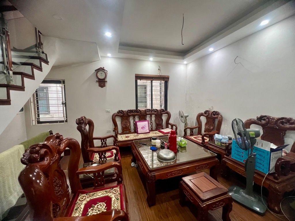 Bán nhà Ao Sào - diện tích 70m2 4 tầng - ô tô tránh - giá 24 tỷ