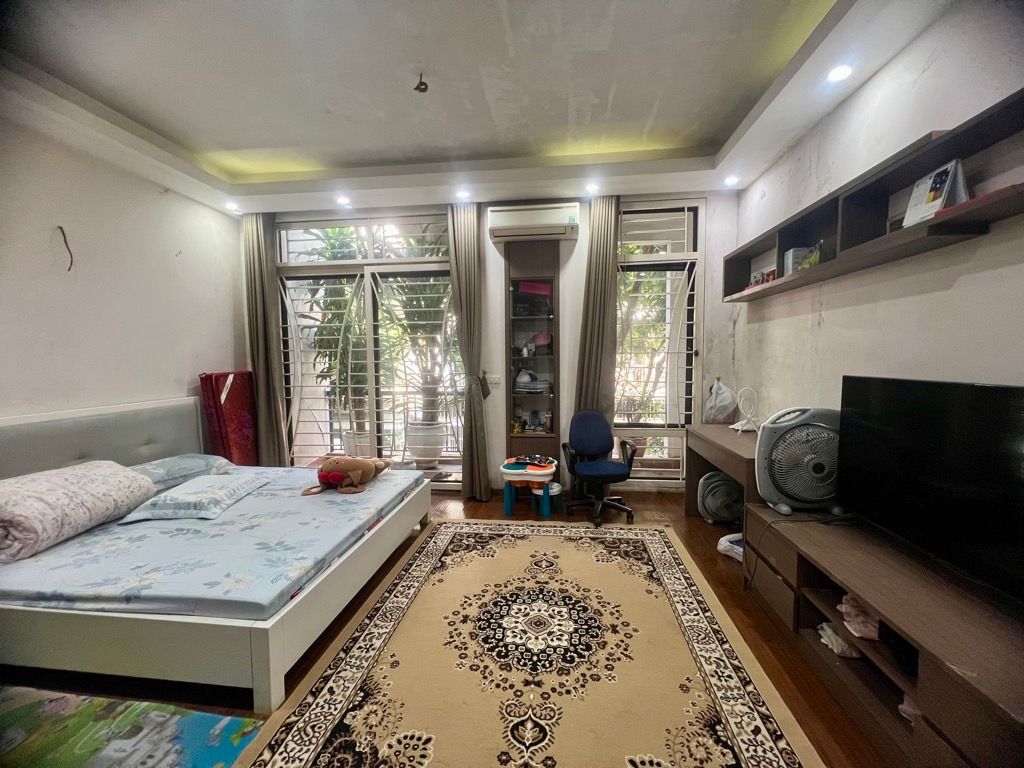 Bán nhà Ao Sào - diện tích 70m2 4 tầng - ô tô tránh - giá 24 tỷ