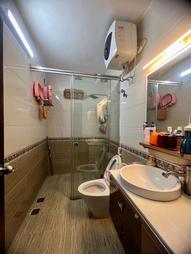 Bán nhà Ao Sào - diện tích 70m2 4 tầng - ô tô tránh - giá 24 tỷ