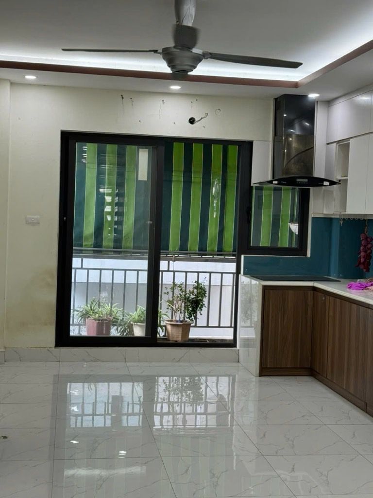 Bán nhà Chợ Khâm Thiên - diện tích 57.1m2 6 tầng - Nhà đẹp 2 mặt thoáng - giá 15,2 tỷ