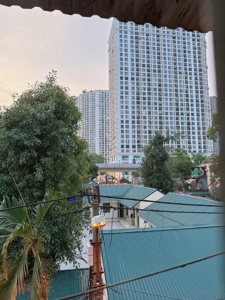 Bán nhà Nguyễn Trãi - diện tích 65m2 1 tầng - Ô TÔ ĐỖ CHÂN CẦU THANG - giá 3,4 tỷ