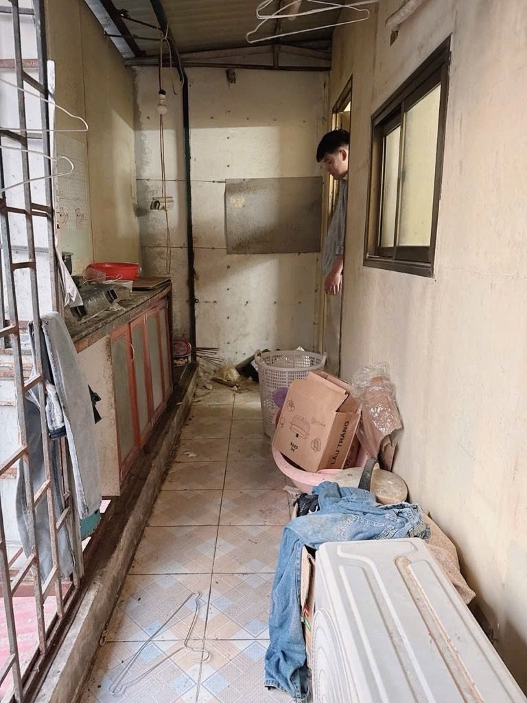 Bán nhà Nguyễn Trãi - diện tích 65m2 1 tầng - Ô TÔ ĐỖ CHÂN CẦU THANG - giá 3,4 tỷ