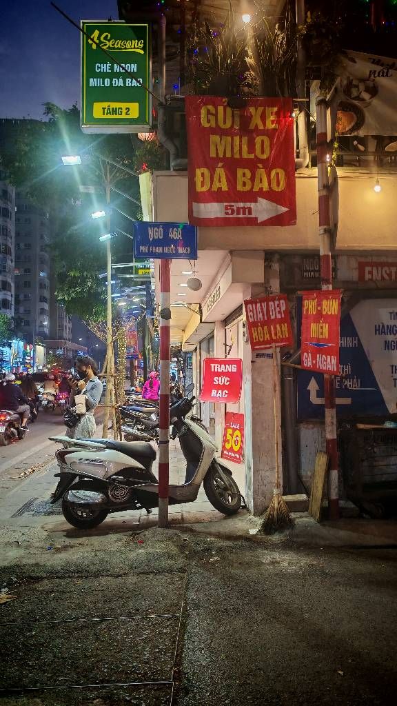 Bán nhà Phạm Ngọc Thạch - diện tích 72,7m2 3 tầng - Biệt thự cổ trong lòng Hà Nội - giá 19,2 tỷ