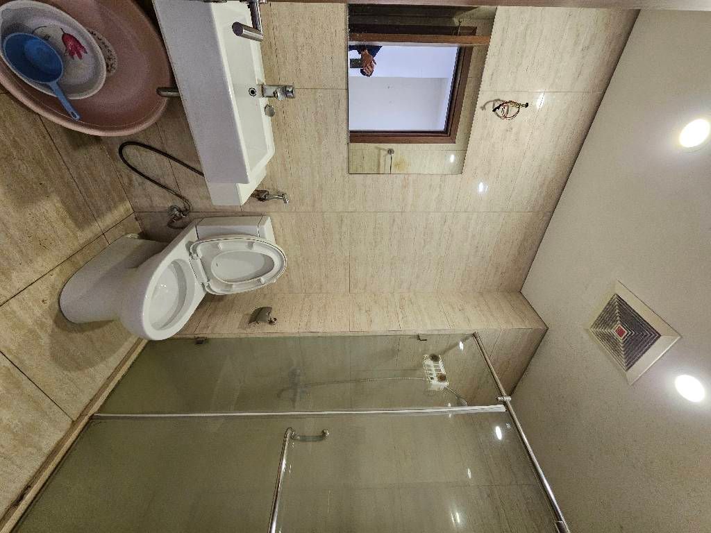 Bán nhà Kim Giang - diện tích 73m2 20 tầng - Căn hộ chung cư tầng cao 2 ngủ 2 WC - giá 7,6 tỷ