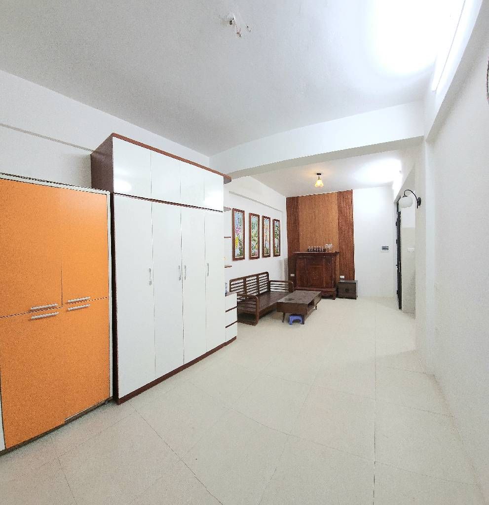 Bán nhà Trương Định - diện tích 50m2 1 tầng - Ô tô đỗ chân cầu thang - giá 3,5 tỷ