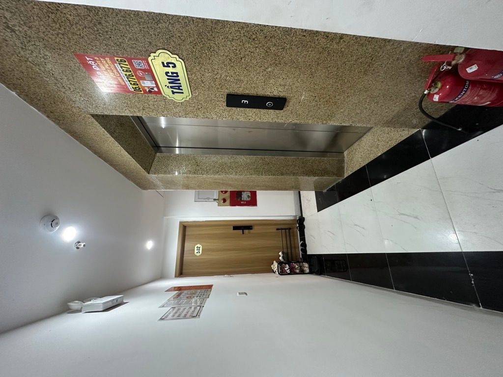 Bán nhà Lĩnh Nam - diện tích 46m2 1 tầng - thang máy - giá 2,6 tỷ