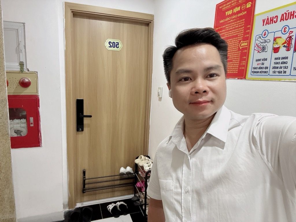 Bán nhà Lĩnh Nam - diện tích 46m2 1 tầng - thang máy - giá 2,6 tỷ