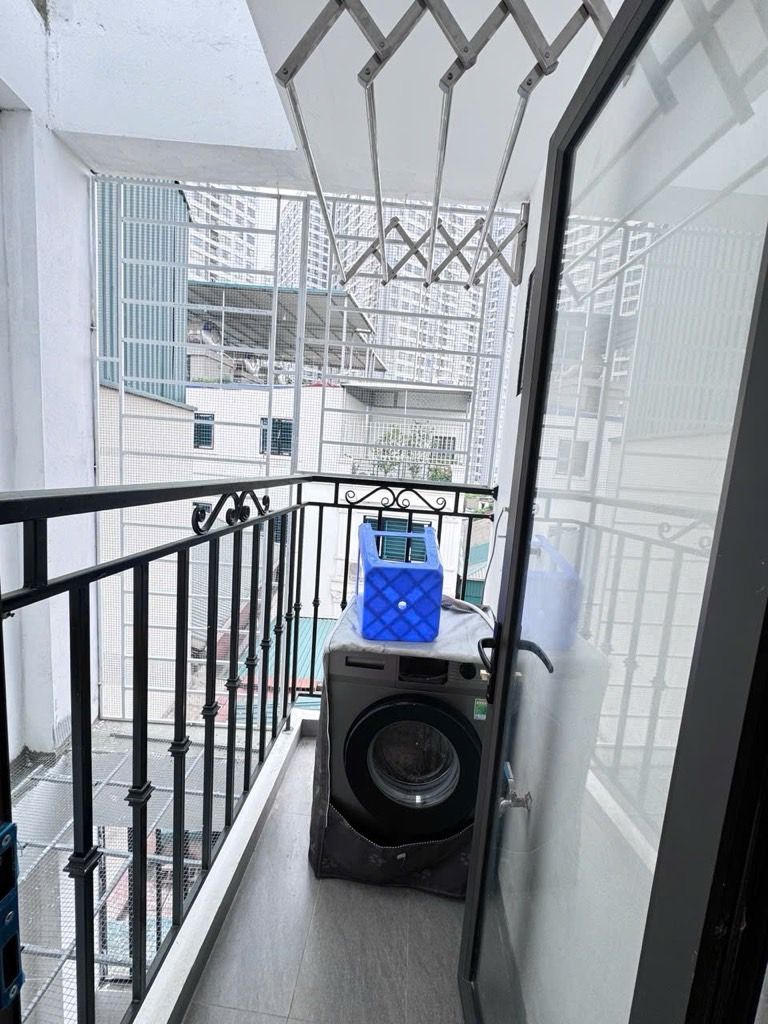 Bán nhà Lĩnh Nam - diện tích 46m2 1 tầng - thang máy - giá 2,6 tỷ