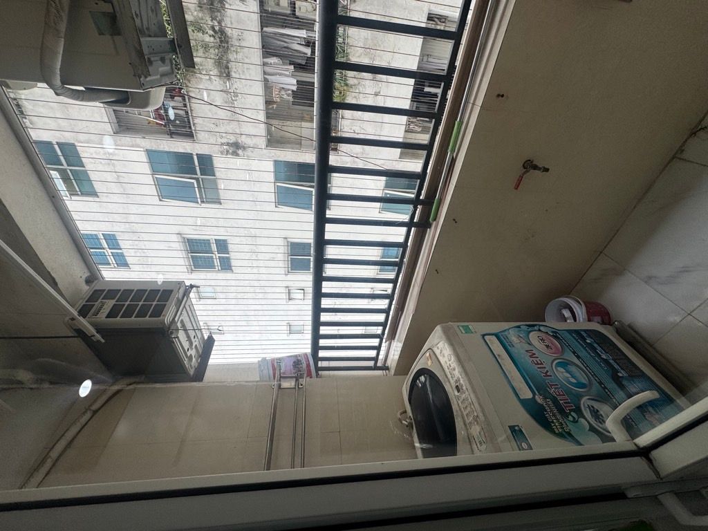 Bán nhà Linh Đàm - diện tích 62.5m2 1 tầng - Căn hộ 2 ngủ - 2 VS - Full đồ mới tinh - giá 3.7 tỷ