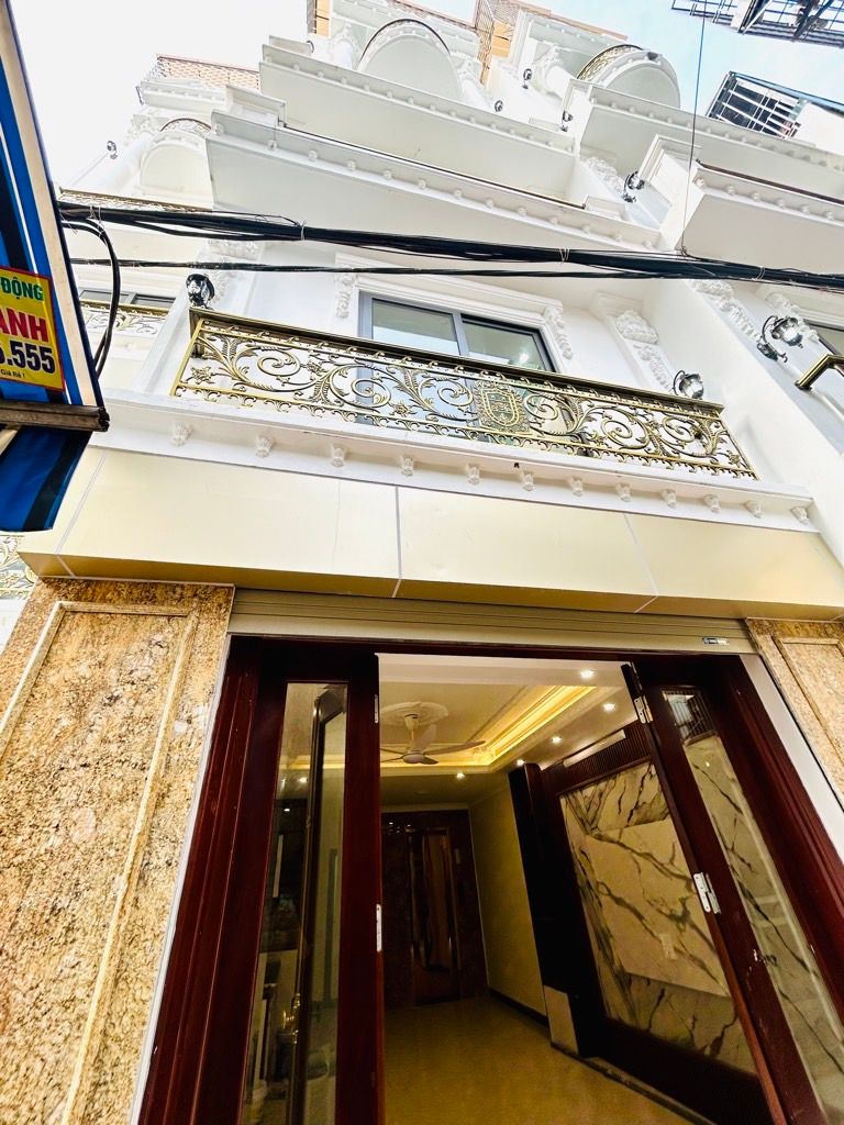 Bán nhà Vĩnh Hưng - diện tích 37.8m2 6 tầng - Thang máy, gần phố - giá 11,7 tỷ