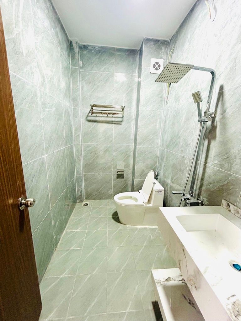 Bán nhà Vĩnh Hưng - diện tích 37.8m2 6 tầng - Thang máy, gần phố - giá 11,7 tỷ