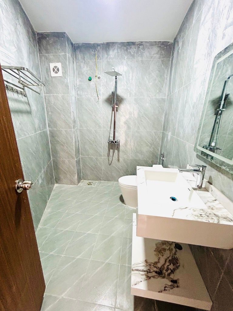 Bán nhà Vĩnh Hưng - diện tích 37.8m2 6 tầng - Thang máy - giá 11,3 tỷ