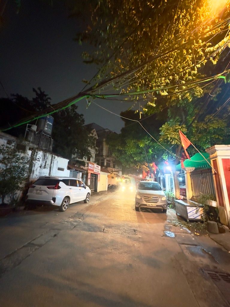 Bán nhà Quan Nhân - diện tích 32,5m2 5 tầng - Ô TÔ TRÁNH - giá 7,9 tỷ