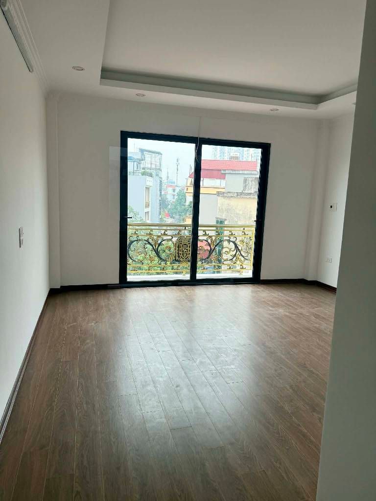 Bán nhà Thanh Đàm - diện tích 42,2m2 5 tầng - Ô tô đỗ cửa - giá 11,5 tỷ