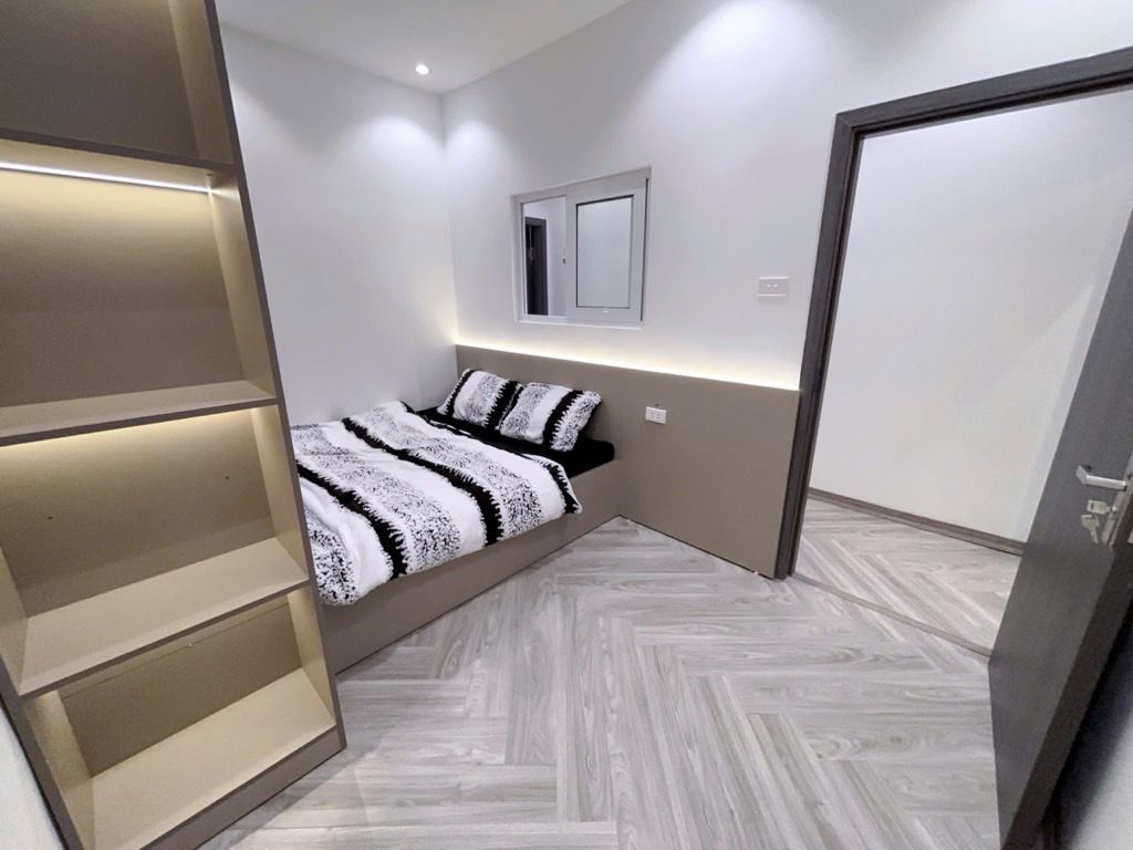 Bán nhà Hồng Hà - diện tích 75m2 1 tầng - Ô TÔ TRÁNH CHẠY VÒNG QUANH - giá 4,75 tỷ