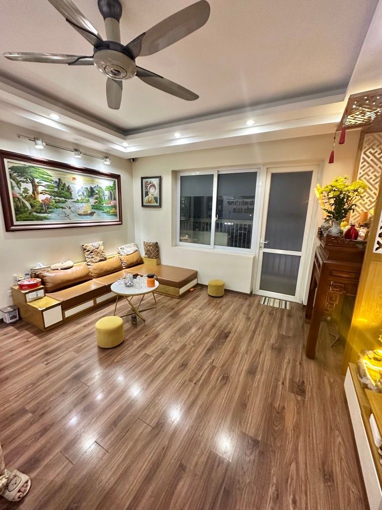 Bán nhà Tân Mai - diện tích 91m2 1 tầng - Full nội thất cao cấp - giá 8,8 tỷ