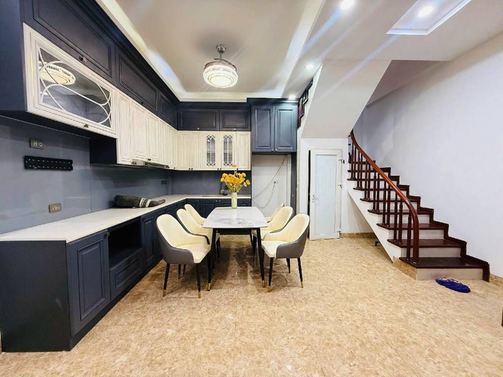 Bán nhà Hồ Đắc Di - diện tích 40m2 6 tầng - gần ô tô - giá 12 tỷ