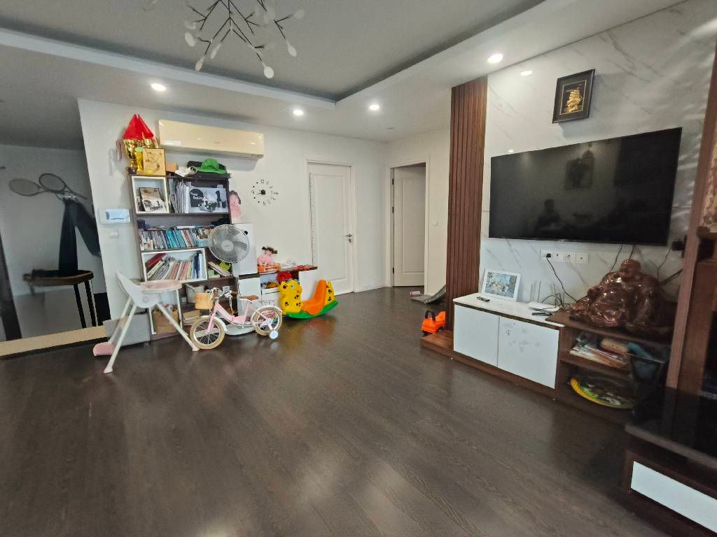 Bán nhà Minh Khai - diện tích 105m2 12 tầng - lô góc siêu thoáng - giá 11,9 tỷ