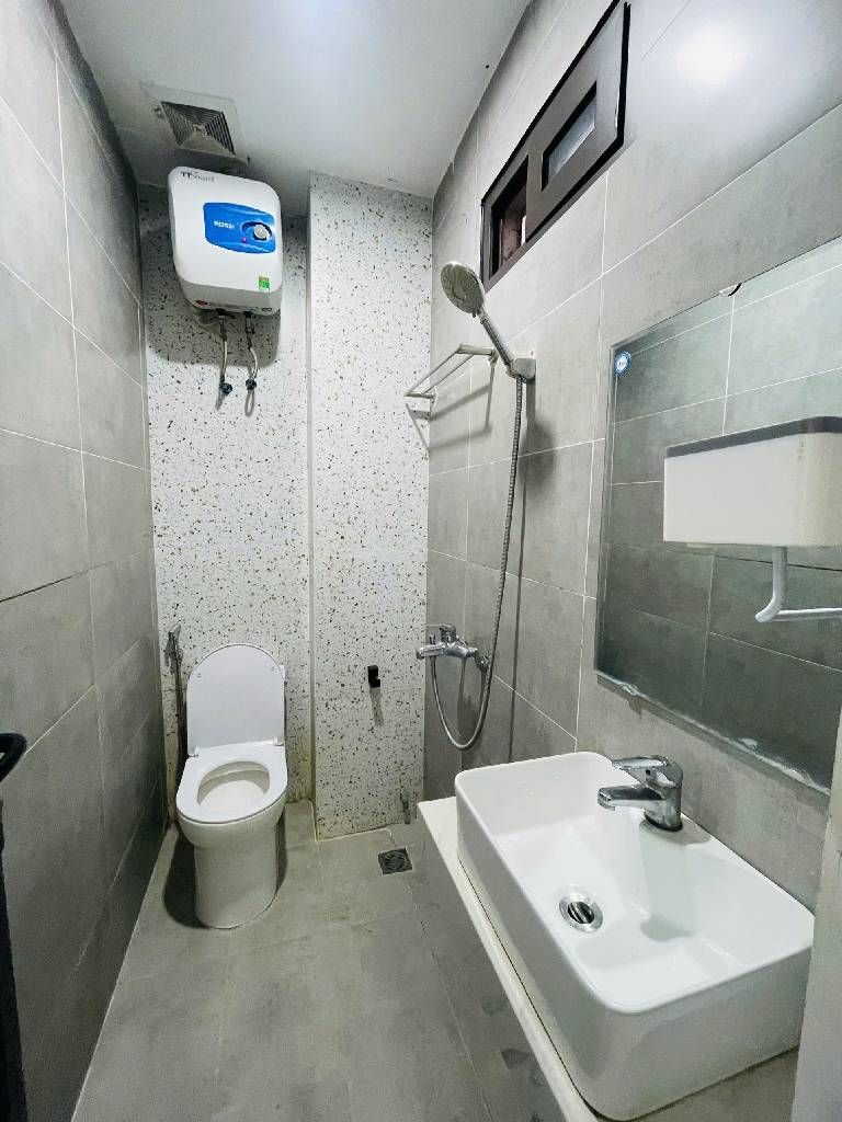 Bán nhà Phạm Ngọc Thạch - diện tích 48m2 8 tầng - Căn hộ ccmn tầng 5 khu vực trung tâm vip - giá 2,59 tỷ