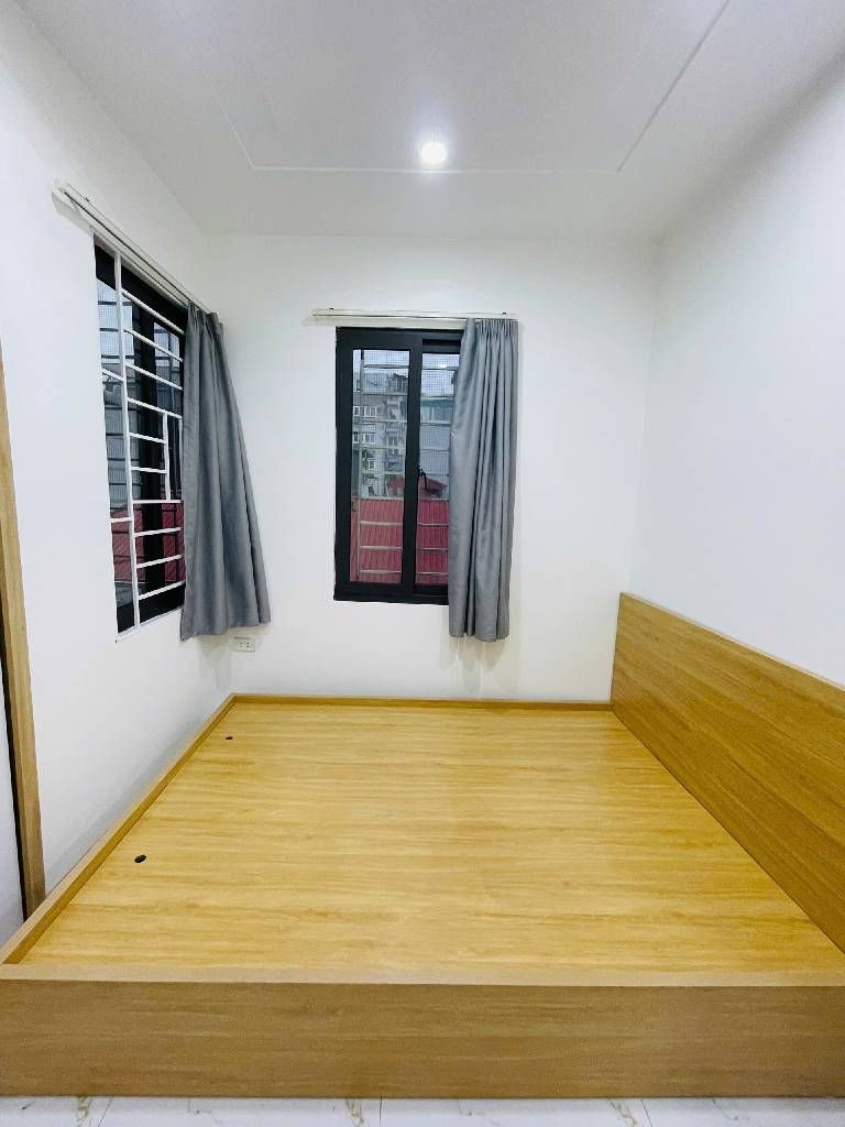 Bán nhà Phạm Ngọc Thạch - diện tích 48m2 8 tầng - Căn hộ ccmn tầng 5 khu vực trung tâm vip - giá 2,59 tỷ