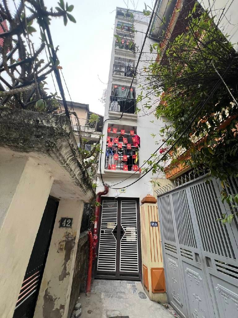 Bán nhà Phạm Ngọc Thạch - diện tích 48m2 8 tầng - Căn hộ ccmn tầng 5 khu vực trung tâm vip - giá 2,59 tỷ