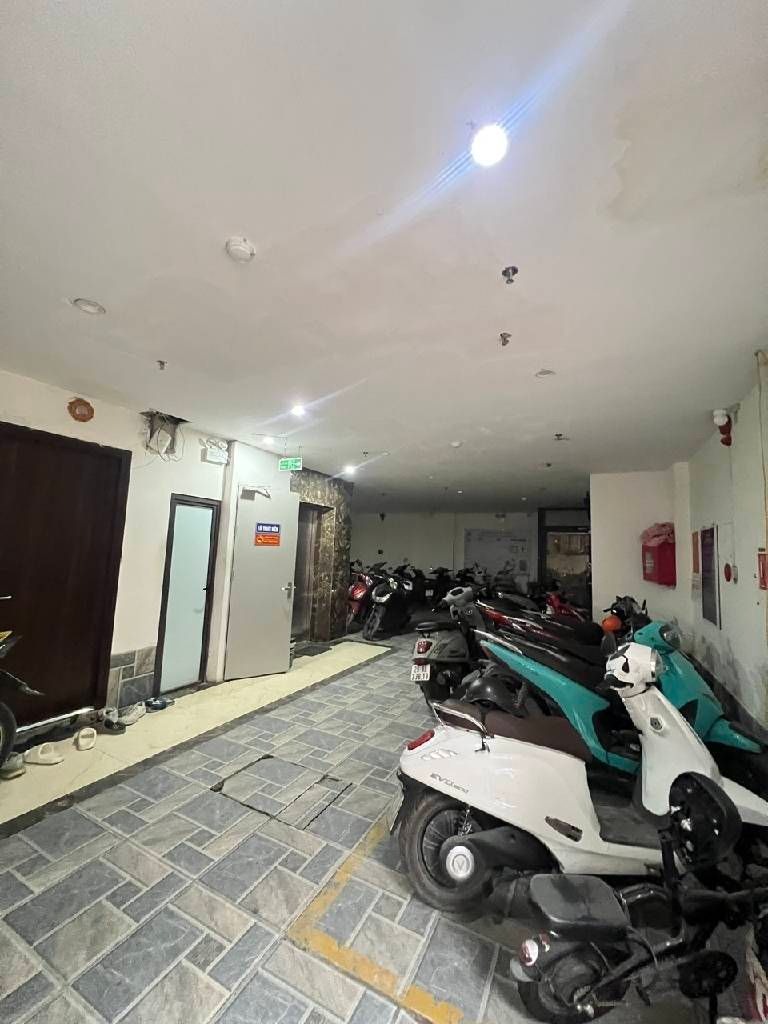 Bán nhà Phạm Ngọc Thạch - diện tích 48m2 8 tầng - Căn hộ ccmn tầng 5 khu vực trung tâm vip - giá 2,59 tỷ