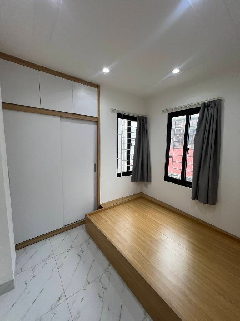 Bán nhà Phạm Ngọc Thạch - diện tích 48m2 8 tầng - Căn hộ ccmn tầng 5 khu vực trung tâm vip - giá 2,59 tỷ