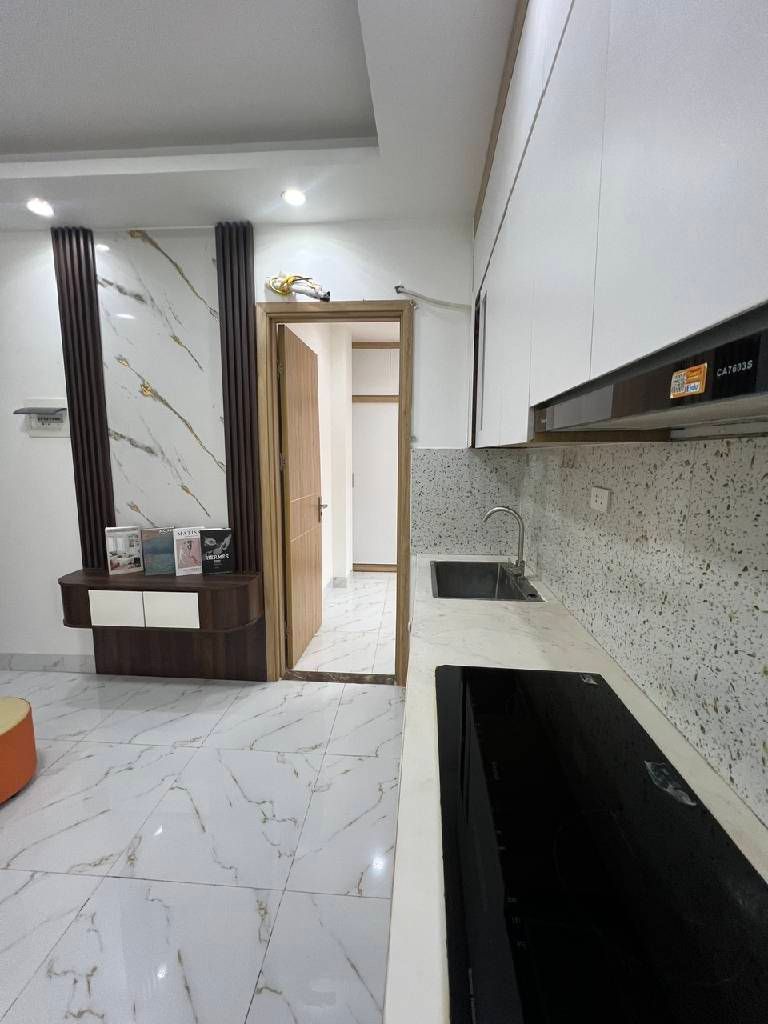 Bán nhà Phạm Ngọc Thạch - diện tích 48m2 8 tầng - Căn hộ ccmn tầng 5 khu vực trung tâm vip - giá 2,59 tỷ