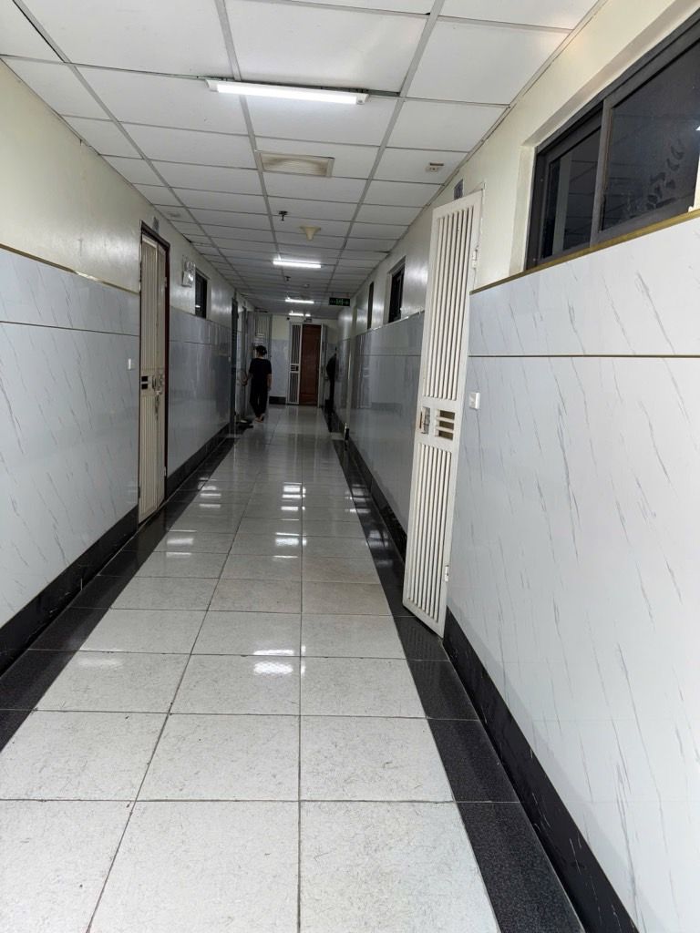 Bán nhà Bán Đảo Linh Đàm - diện tích 61m2 4 tầng - Căn Góc - giá 4 tỷ