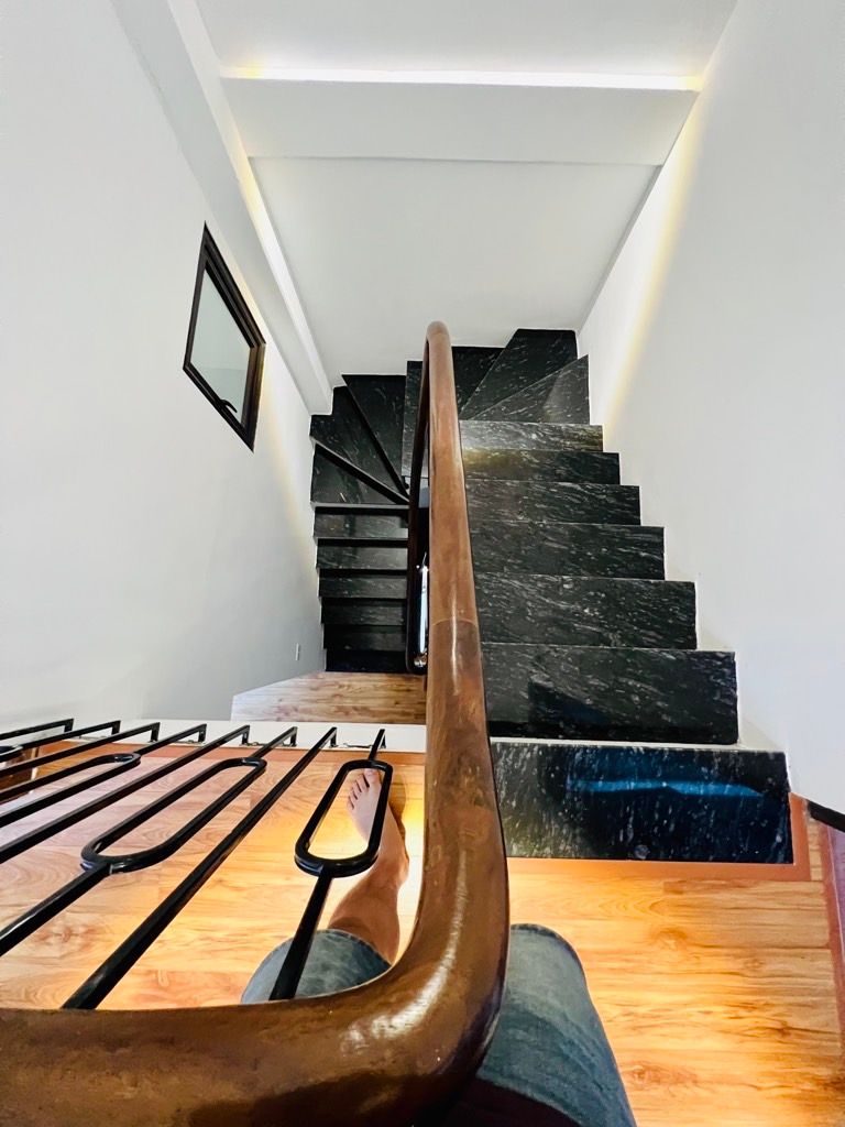 Bán nhà Ngọc Hồi - diện tích 40m2 4 tầng - Ô TÔ TRÁNH - giá 11,9 tỷ