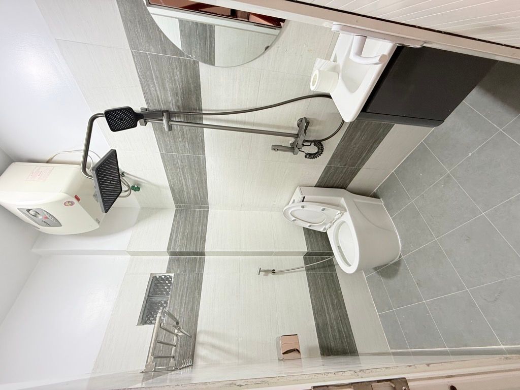 Bán nhà Bằng Liệt - diện tích 30m2 5 tầng - gần ô tô - giá 7,9 tỷ