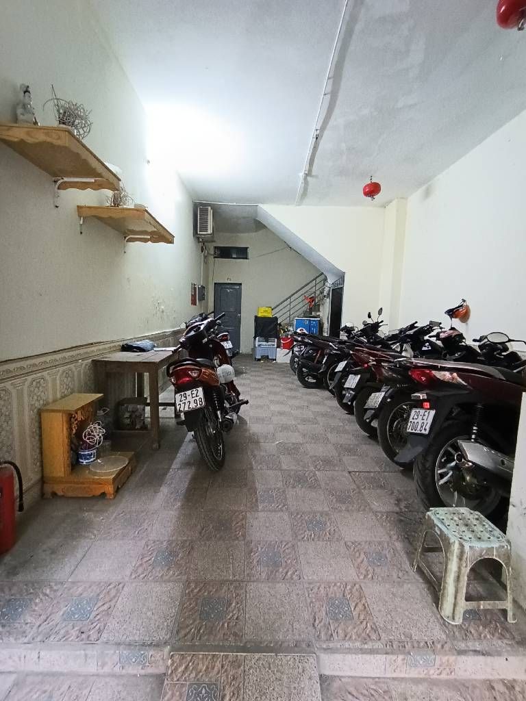 Bán nhà Đông Tác - diện tích 75.2m2 4 tầng - nhà đẹp hiếm có - giá 18,5 tỷ