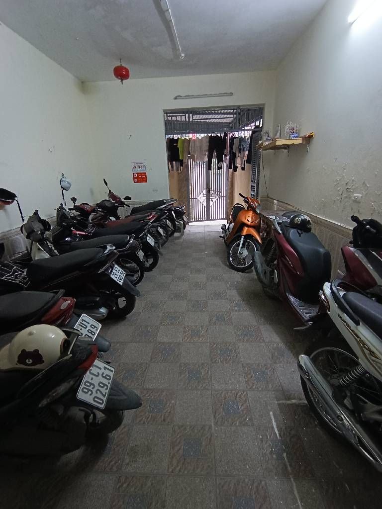 Bán nhà Đông Tác - diện tích 75.2m2 4 tầng - nhà đẹp hiếm có - giá 18,5 tỷ