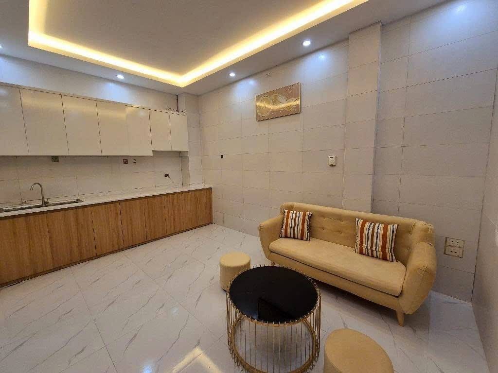 Bán nhà Hào Nam - diện tích 25m2 4 tầng - Nhà đẹp hiếm có - giá 7,9 tỷ