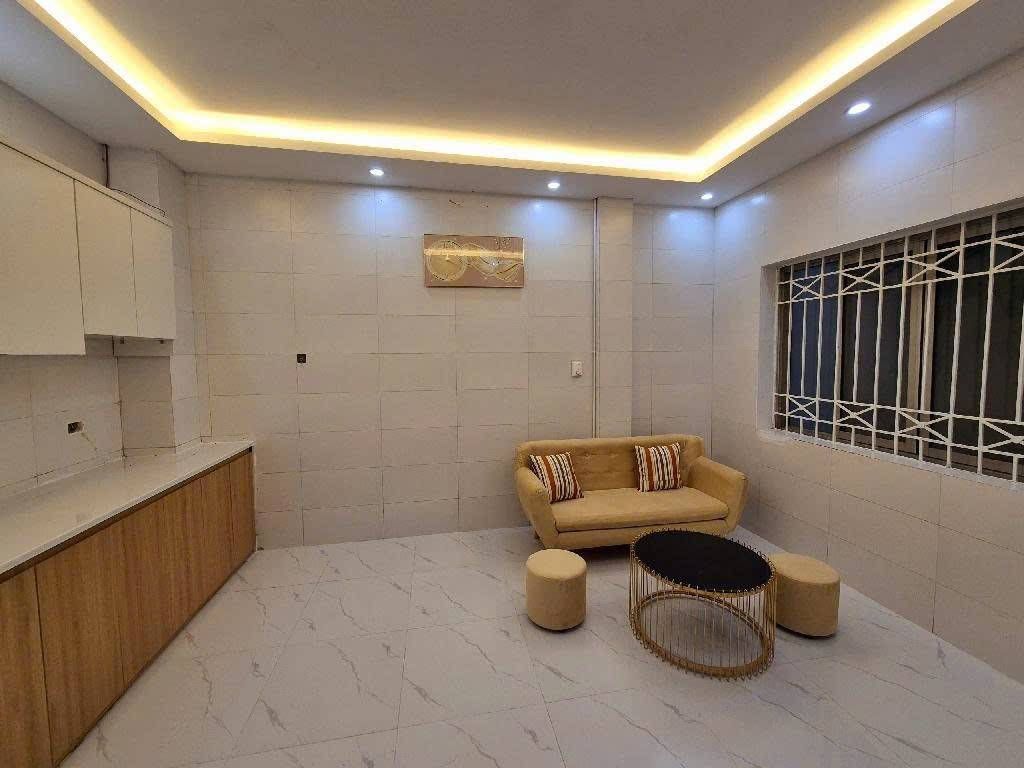 Bán nhà Hào Nam - diện tích 25m2 4 tầng - Nhà đẹp hiếm có - giá 7,9 tỷ