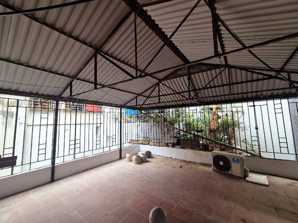 Bán nhà Hào Nam - diện tích 25m2 4 tầng - Nhà đẹp hiếm có - giá 7,9 tỷ