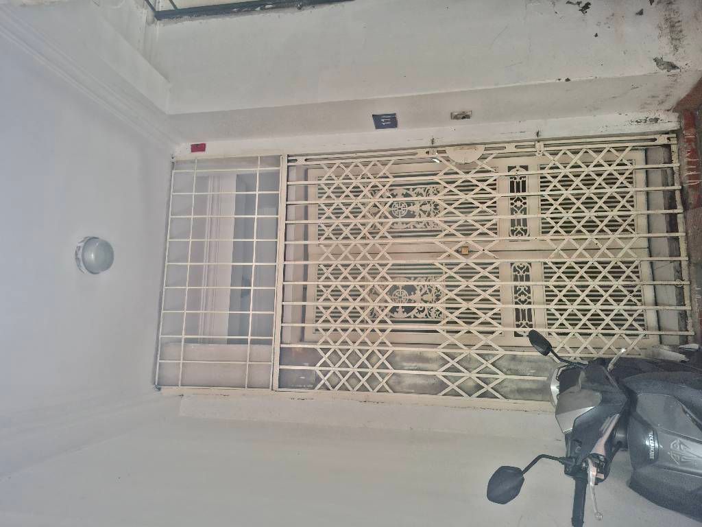 Bán nhà Hào Nam - diện tích 25m2 4 tầng - Nhà đẹp hiếm có - giá 7,9 tỷ