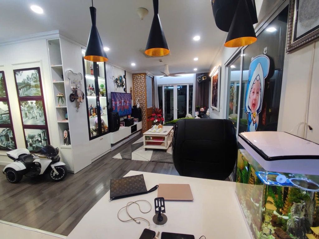 Bán nhà Minh Khai - diện tích 91.8m2 1 tầng - Nhà đẹp hiếm có - giá 8,6 tỷ