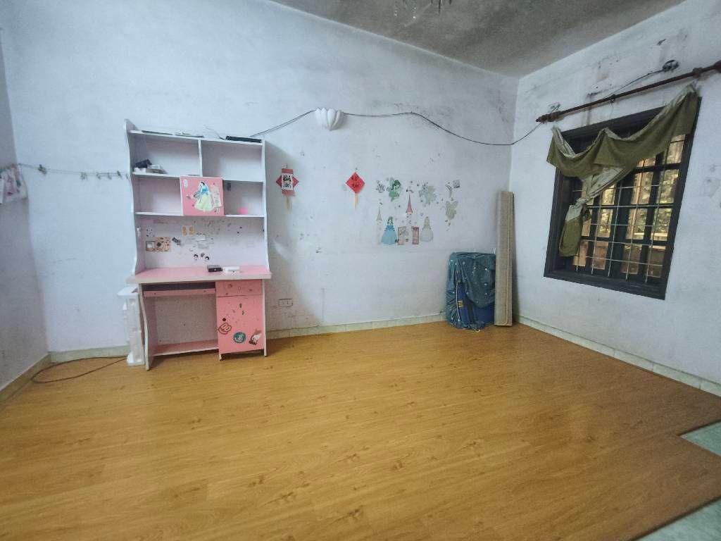 Bán nhà Minh Khai - diện tích 90m2 2 tầng - Ô tô đỗ cửa - giá 7,4 tỷ