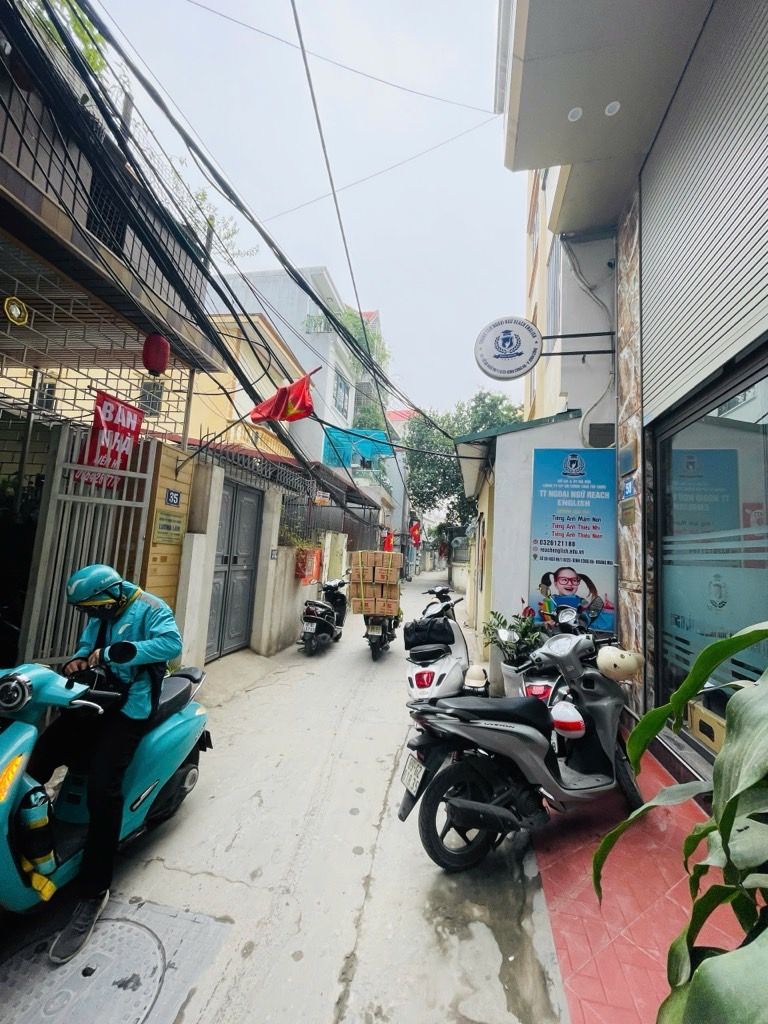 Bán nhà Định Công Hạ - diện tích 70m2 4 tầng - Ô tô chạy vòng quanh - giá 17,9 tỷ