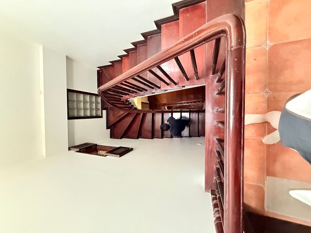 Bán nhà Nguyễn Văn Trỗi - diện tích 51m2 4 tầng - Ô tô đỗ cửa - giá 19,9 tỷ