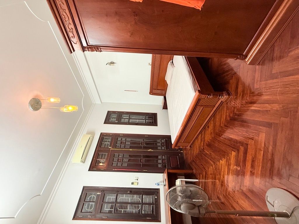 Bán nhà Nguyễn Văn Trỗi - diện tích 51m2 4 tầng - Ô tô đỗ cửa - giá 19,9 tỷ