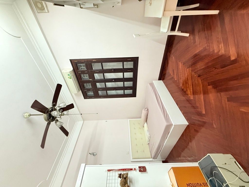 Bán nhà Nguyễn Văn Trỗi - diện tích 51m2 4 tầng - Ô tô đỗ cửa - giá 19,9 tỷ