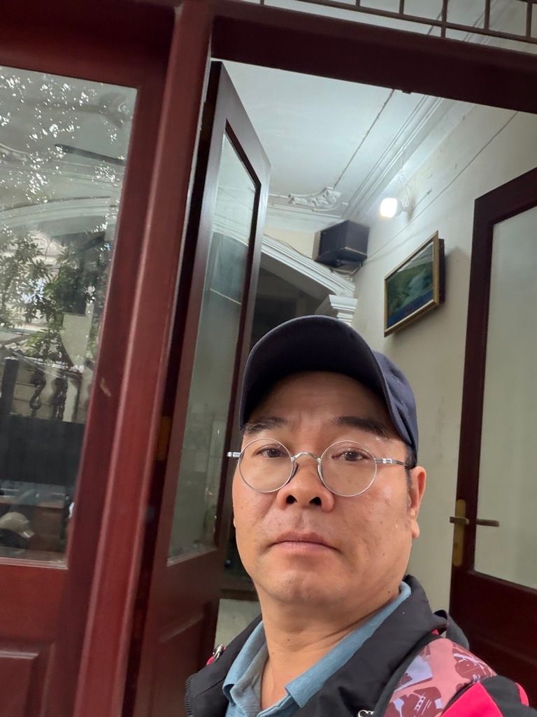 Bán nhà Tân Mai - diện tích 38m2 4 tầng - Ô tô đỗ cửa - giá 3,6 tỷ