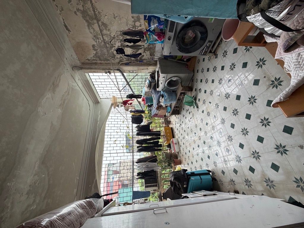 Bán nhà Tân Mai - diện tích 38m2 4 tầng - Ô tô đỗ cửa - giá 3,6 tỷ