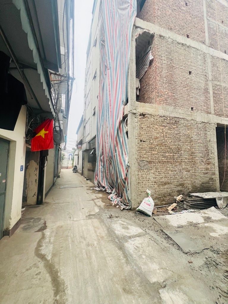 Bán nhà Lĩnh Nam - diện tích 50m2 6 tầng - Lô góc 3 thoáng - giá 15 tỷ