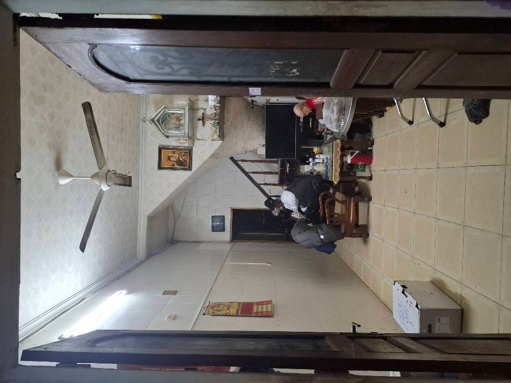 Bán nhà Thịnh Quang - diện tích 46m2 3 tầng - gần ô tô - giá 9,4 tỷ